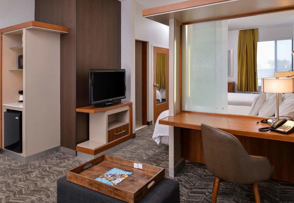 Springhill Suites Irvine John Wayne Airport / Orange County Buitenkant foto
