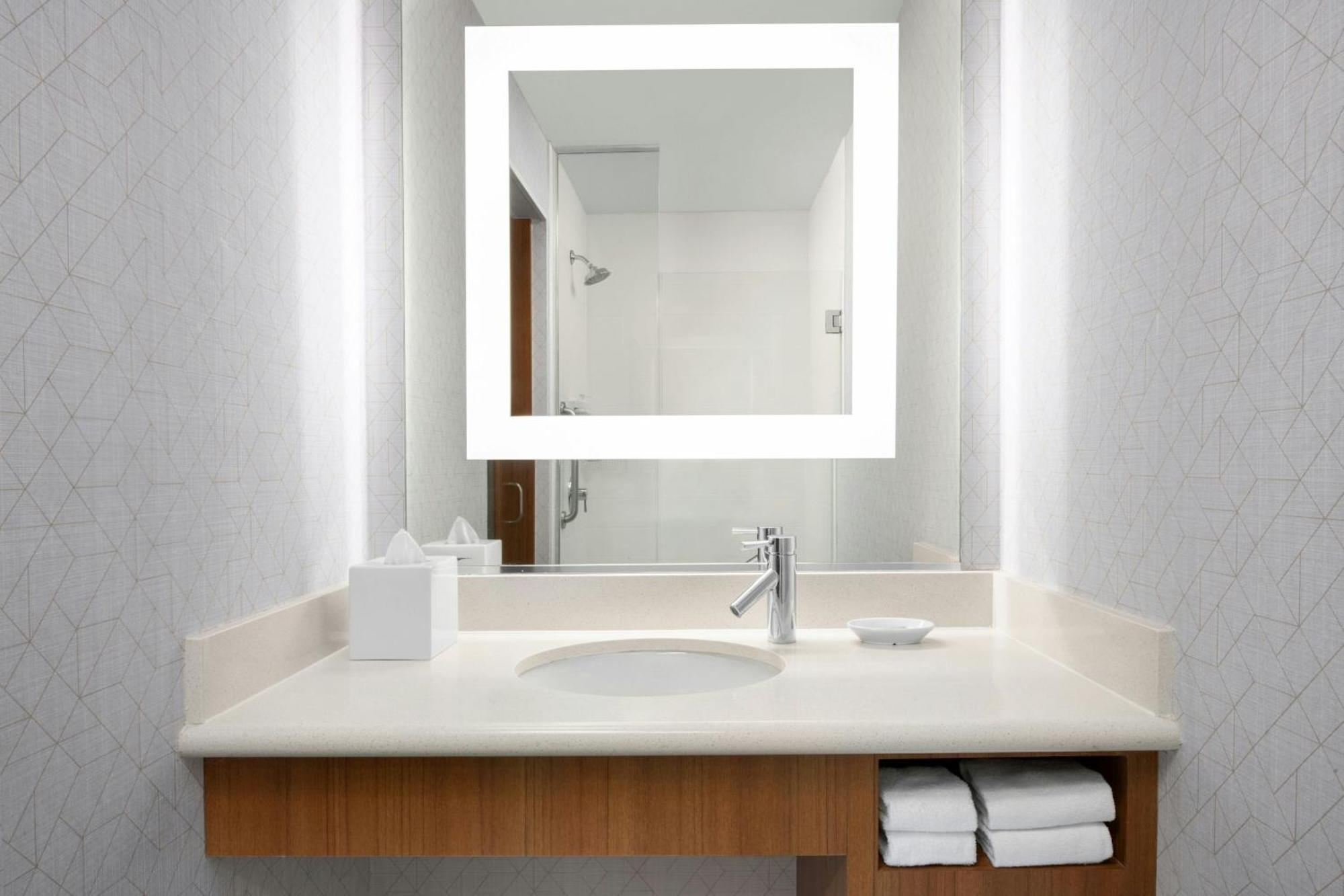 Springhill Suites Irvine John Wayne Airport / Orange County Buitenkant foto